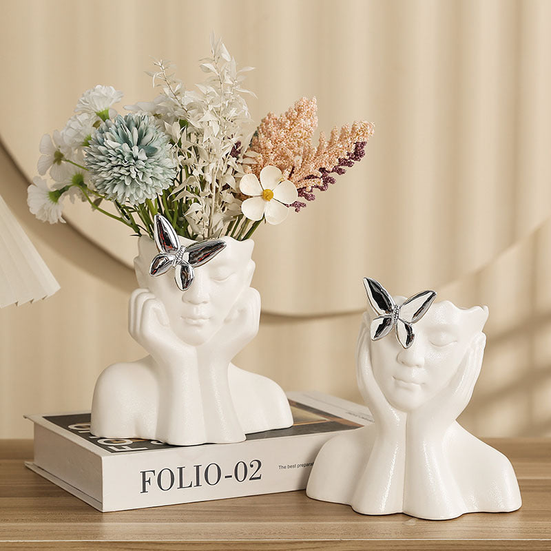 Decorative Sculpture Gold Silver | Kelmera