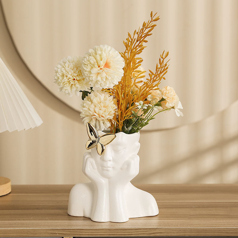 Decorative Sculpture Gold Silver | Kelmera