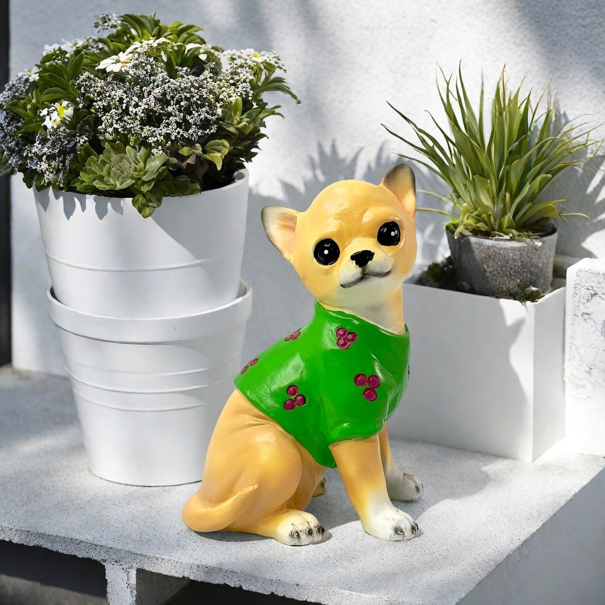 Decorative Sleeping Bulldog Figure | Kelmera