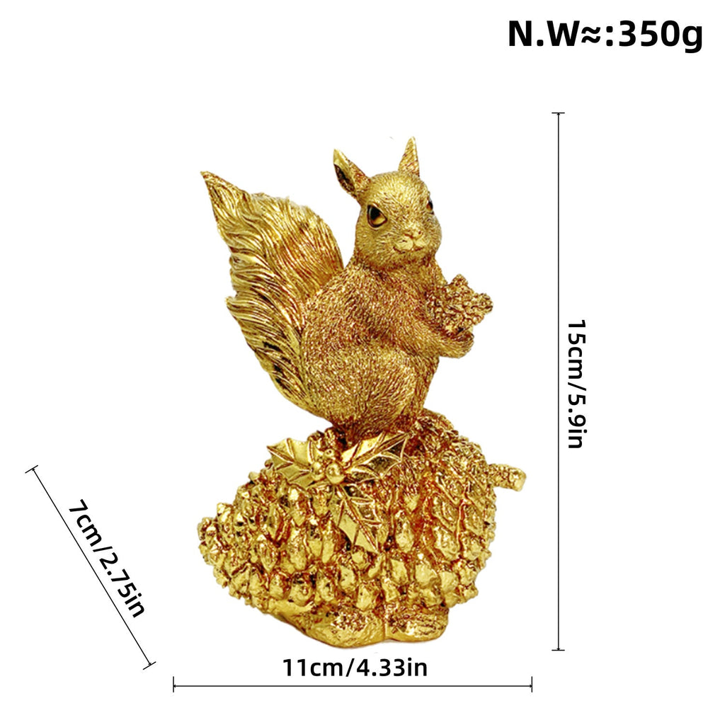 Decorative Squirrel Sculpture on a Pine Cone | Kelmera