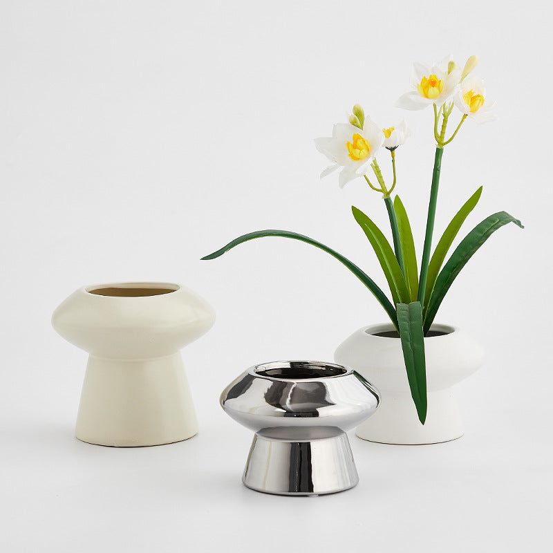 Decorative Table Accessory | Kelmera