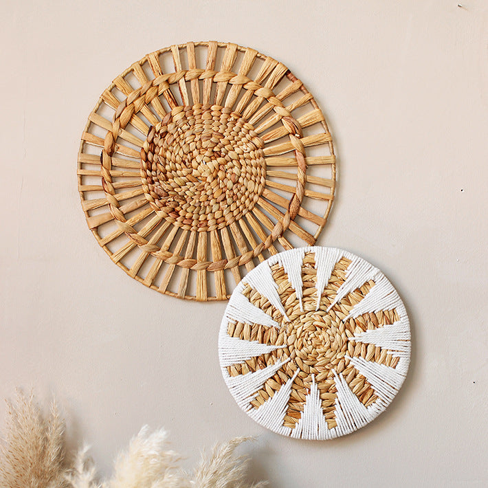 Decorative Table Coaster made of Woven Rattan | Kelmera