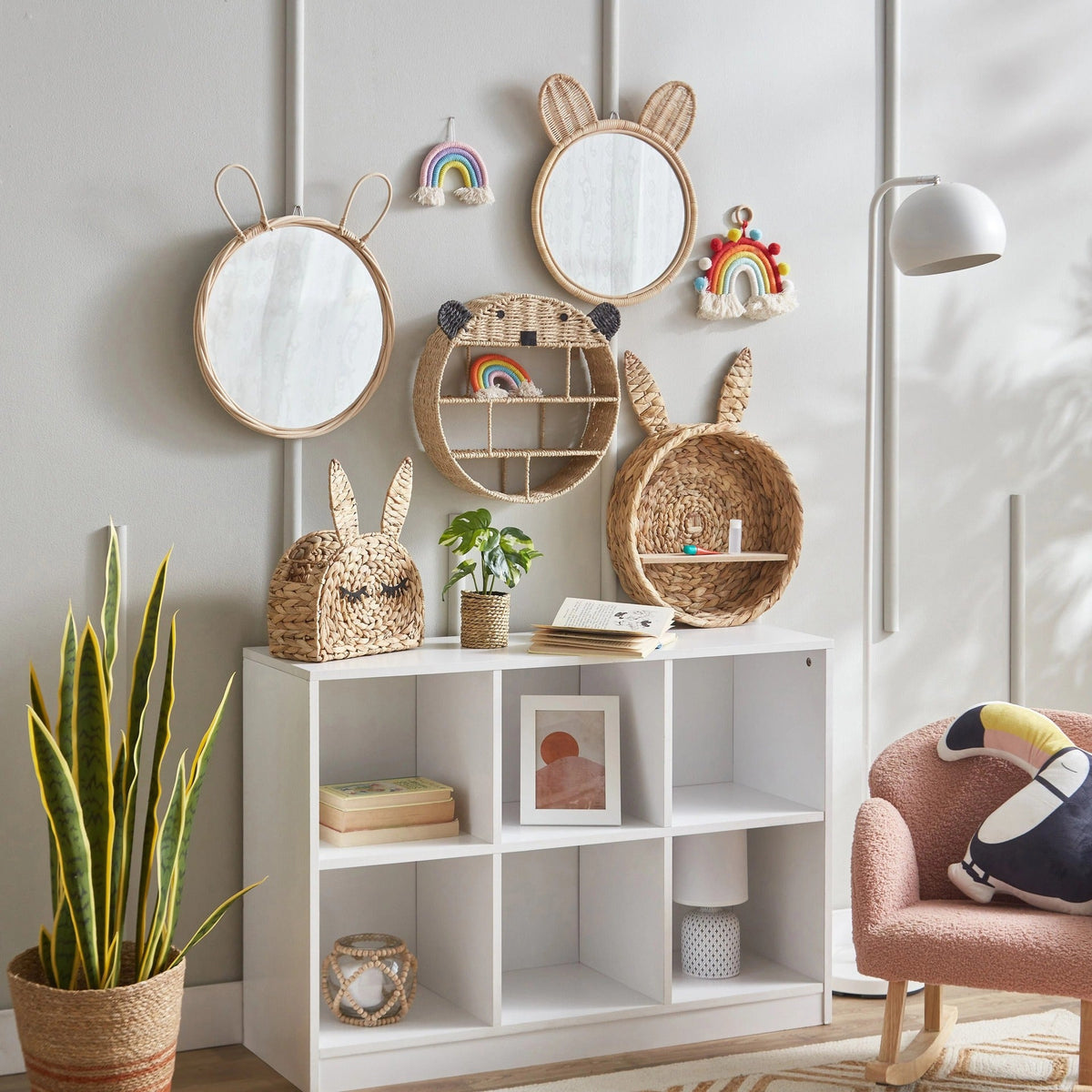 Decorative Wall Basket in Wave Pattern | Kelmera