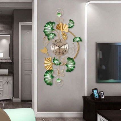 Decorative Wall Clock with Floral Design | Kelmera