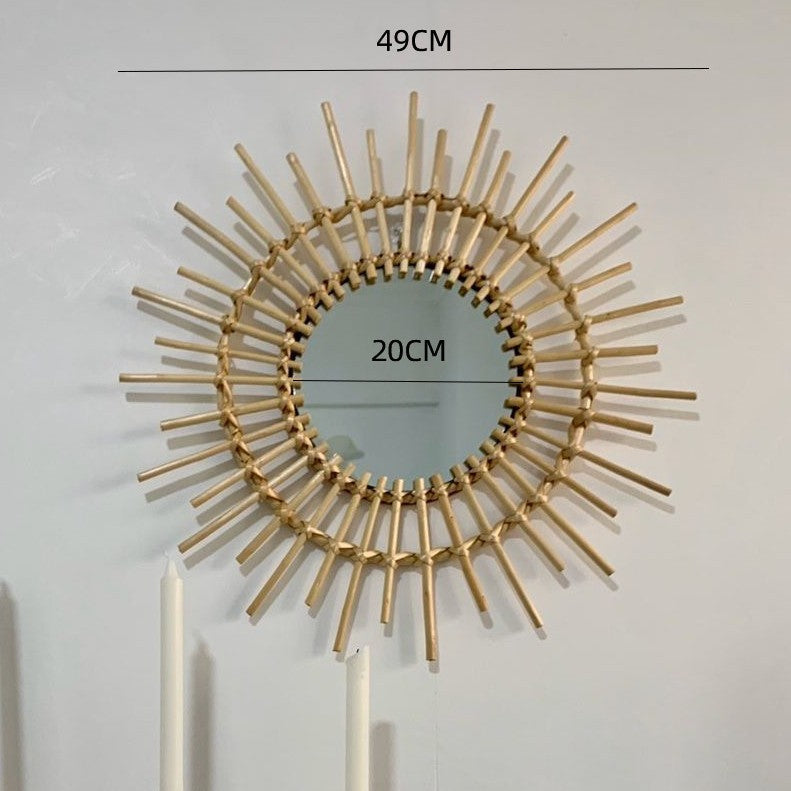 Decorative Wall Mirror made of Rattan | Kelmera