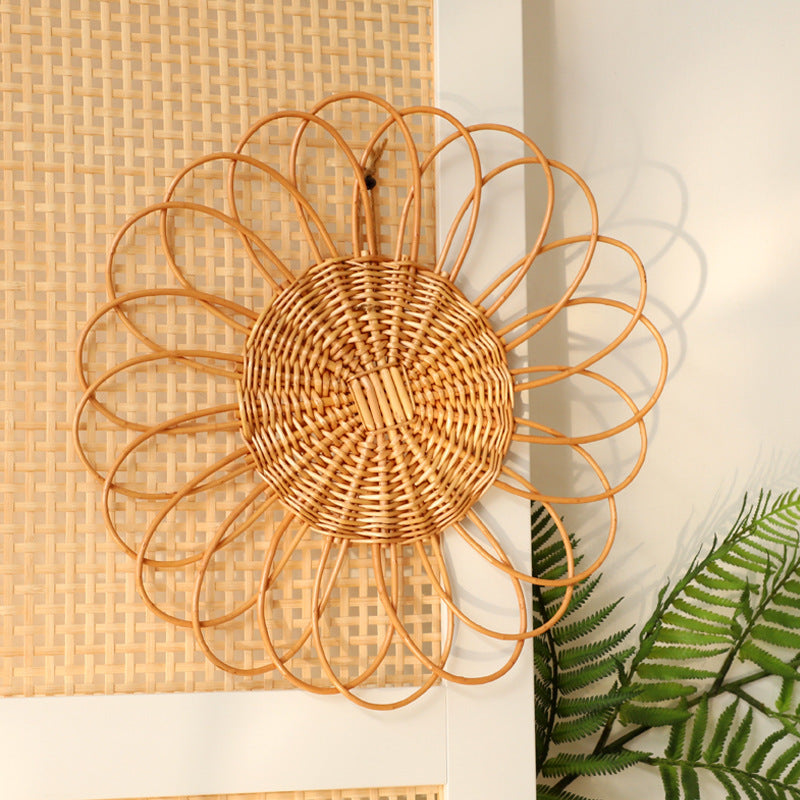 Decorative Wall Plate made of Woven Rattan | Kelmera