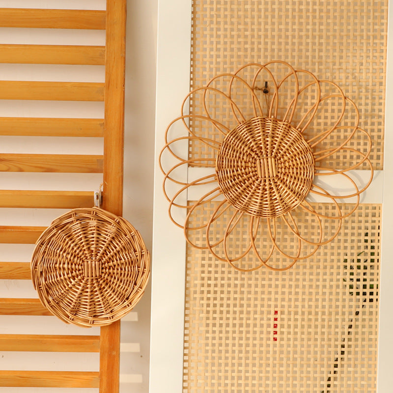 Decorative Wall Plate made of Woven Rattan | Kelmera