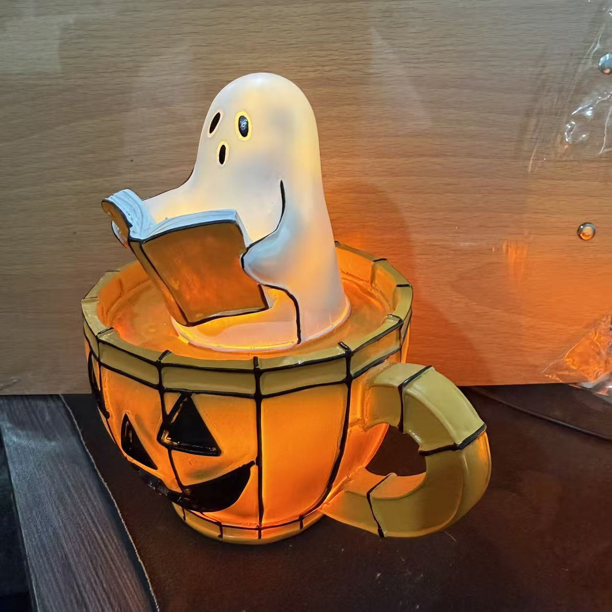 Decorative Witch Table Lamp | Kelmera