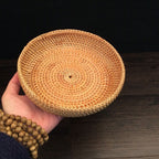 Delicate Serving Platter made of Handcrafted Rattan | Kelmera