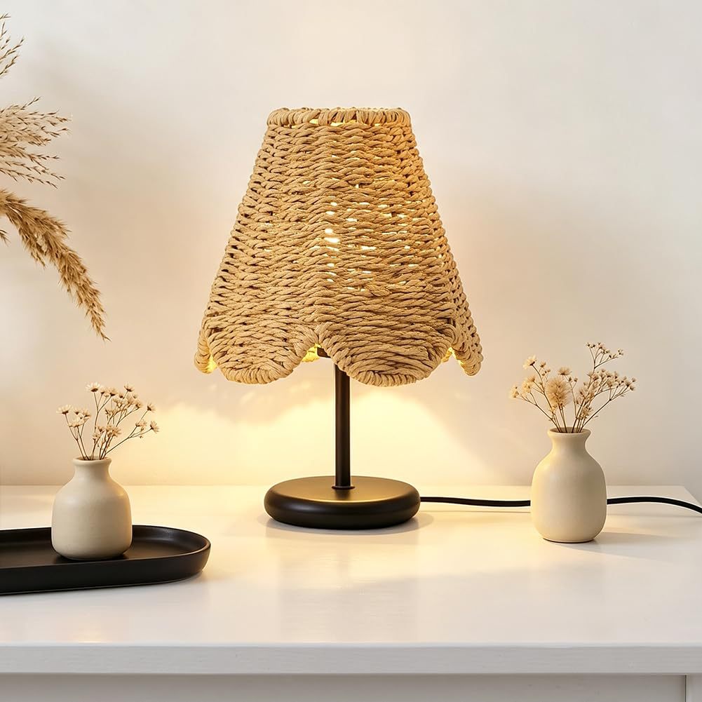 Designer Hanging Lamp made of Natural Materials | Kelmera