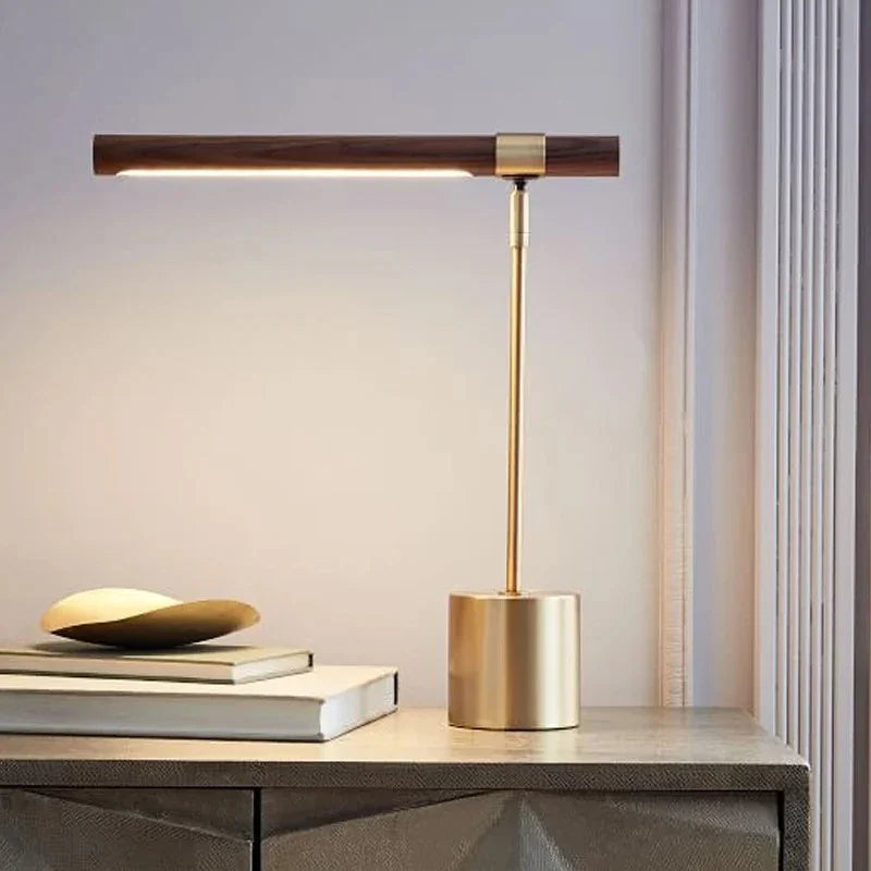 Dordelta Desk Lamp