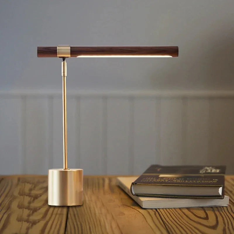 Dordelta Desk Lamp