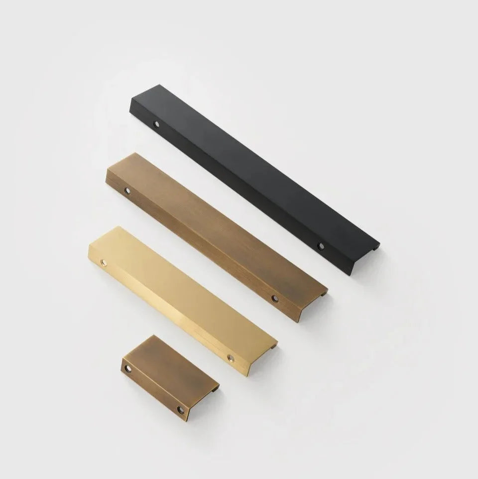 Drelessa Brass Lip Pull