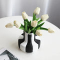 Dresvia Ceramic Vase