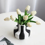 Dresvia Ceramic Vase