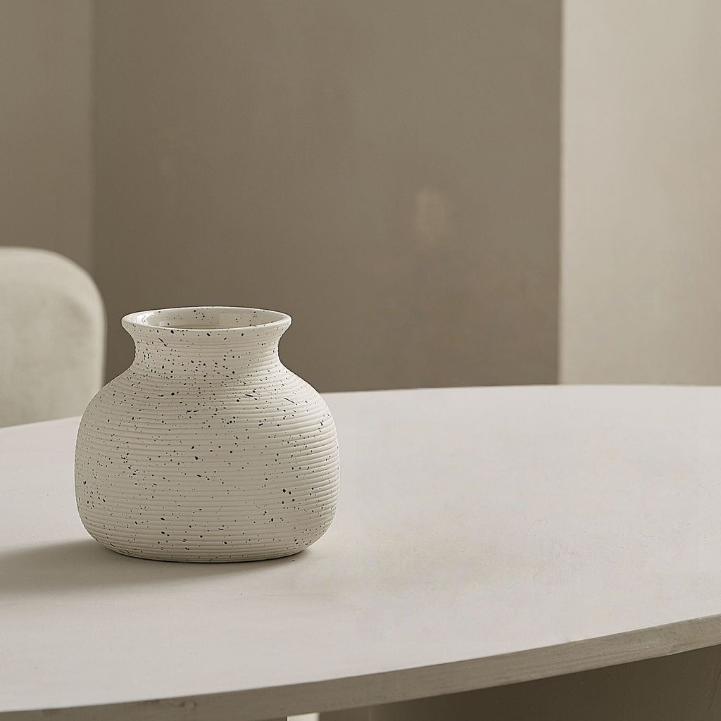 Elegant and Artistic Ceramic Vase | Kelmera