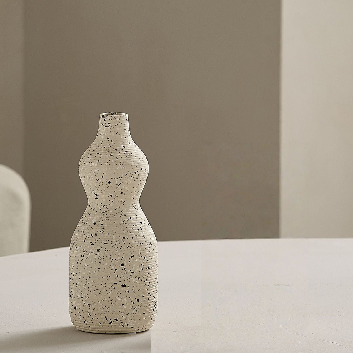 Elegant and Artistic Ceramic Vase | Kelmera