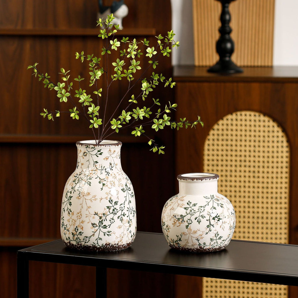 Elegant and Artistically Decorated Ceramic Vase | Kelmera