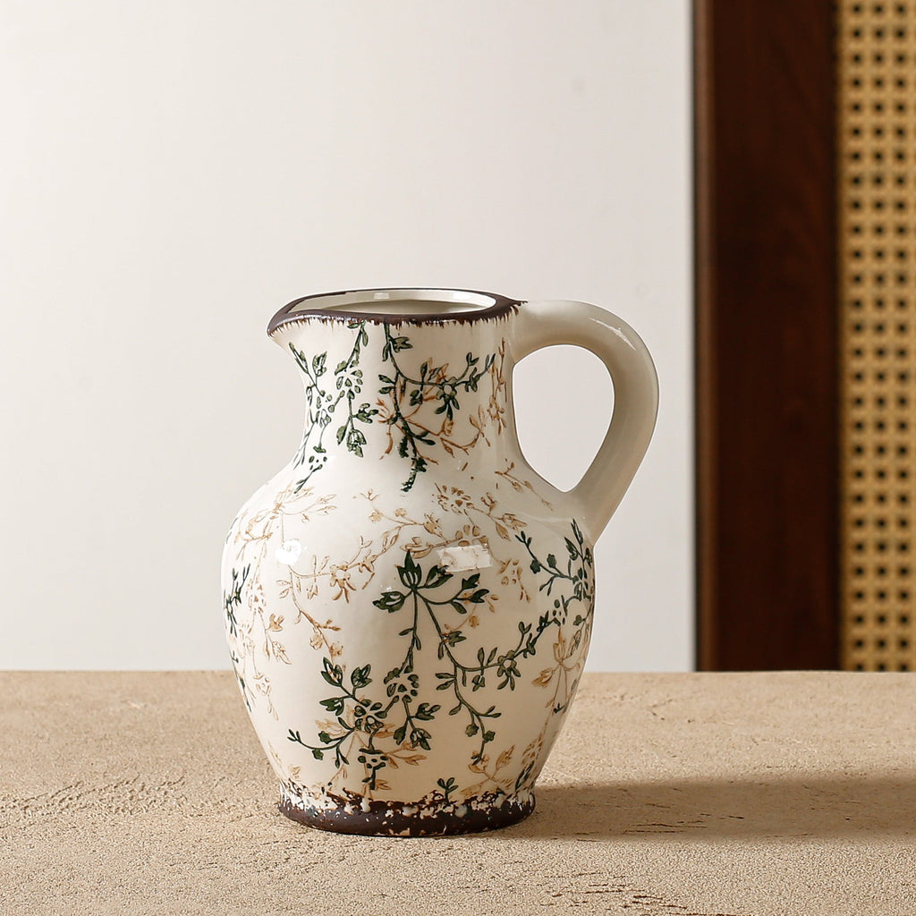 Elegant and Artistically Decorated Ceramic Vase | Kelmera