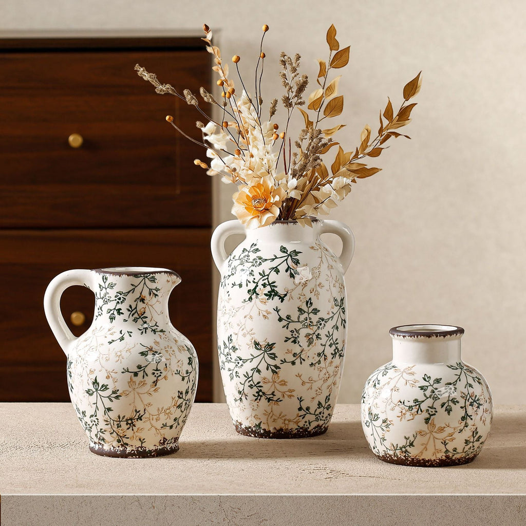 Elegant and Artistically Decorated Ceramic Vase | Kelmera