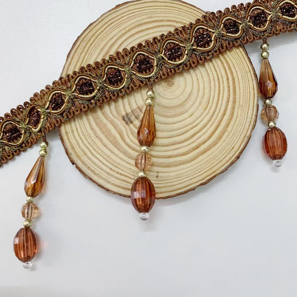 Elegant and Eye-Catching Trimming with Glass Crystals | Kelmera