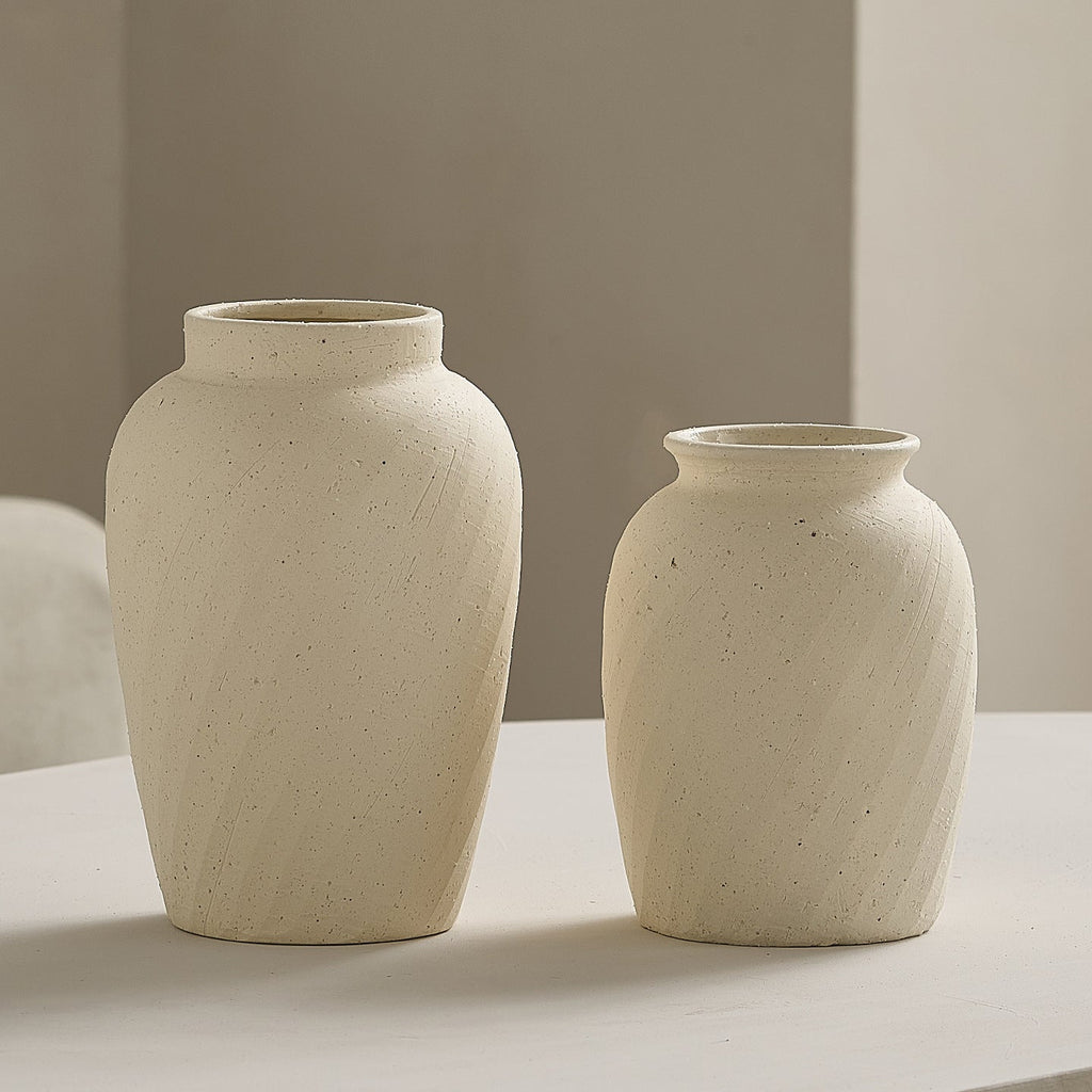 Elegant and Modern Ceramic Vase | Kelmera
