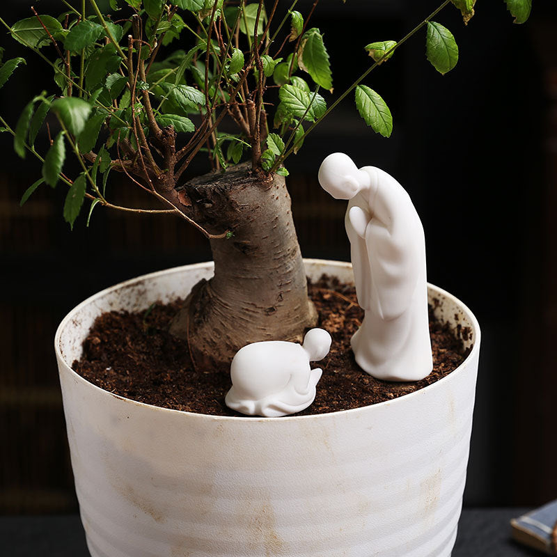Elegant and Modern Feng Shui Sculpture | Kelmera