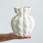 Elegant and Modern Flower Vase | Kelmera