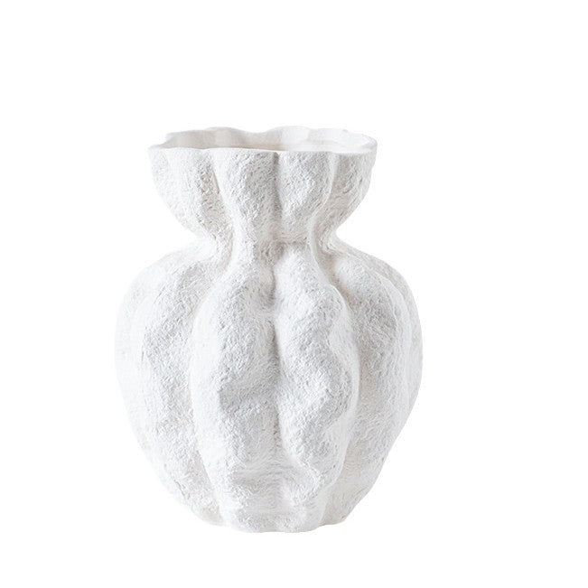 Elegant and Modern Flower Vase | Kelmera