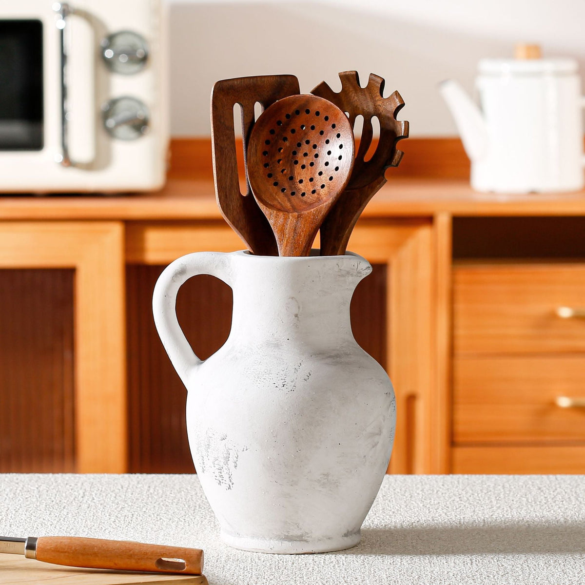 Elegant and Rustic Ceramic Carafe | Kelmera