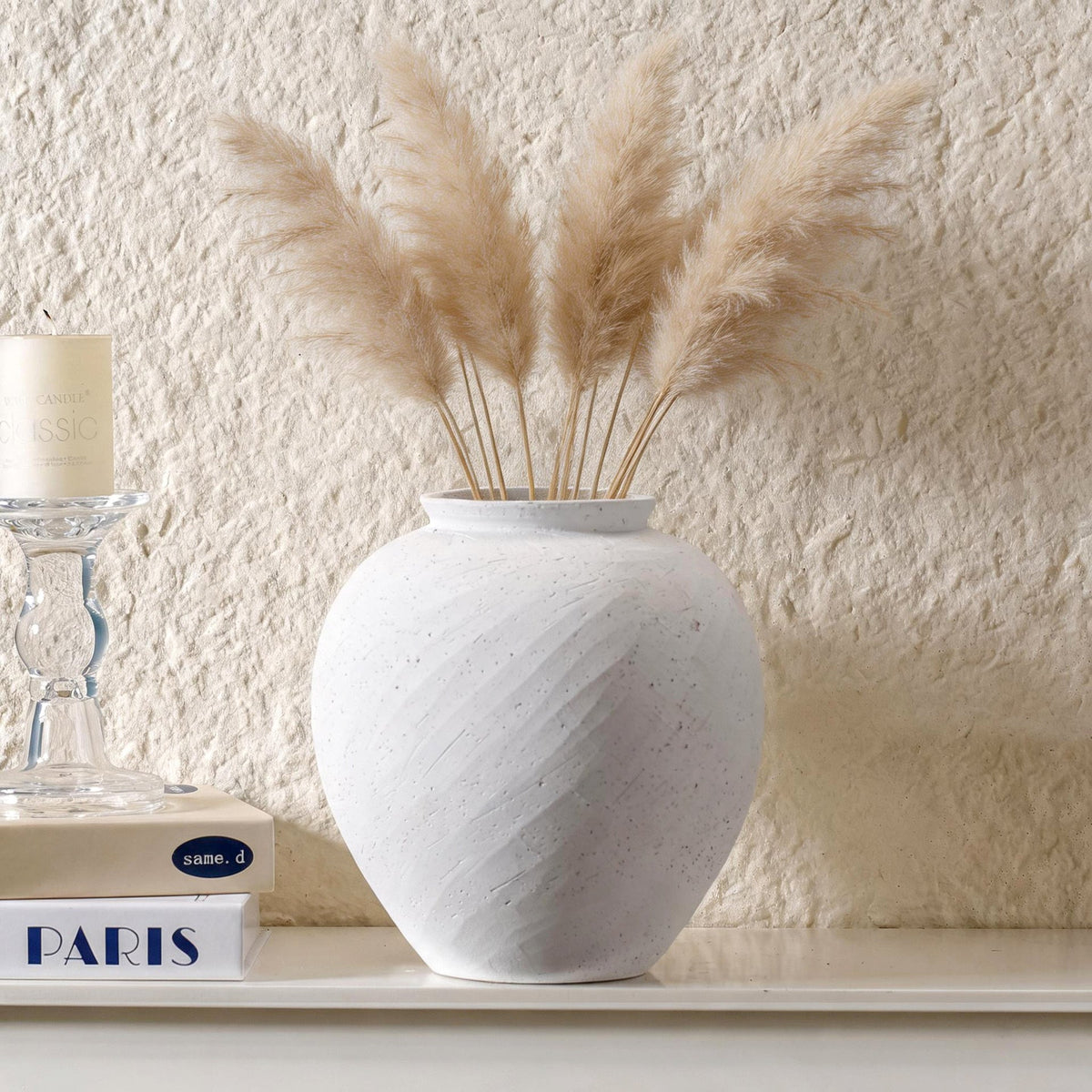 Elegant and Timeless Decorative Vase | Kelmera