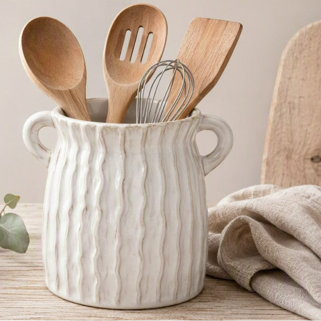 Elegant Ceramic Container with Patterns | Kelmera