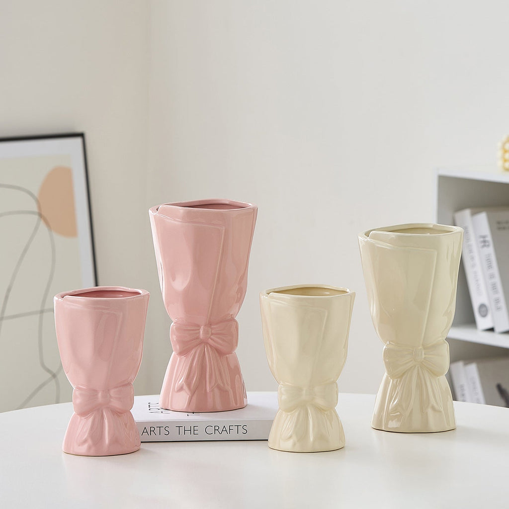 Elegant Ceramic Flower Vase Pink White | Kelmera
