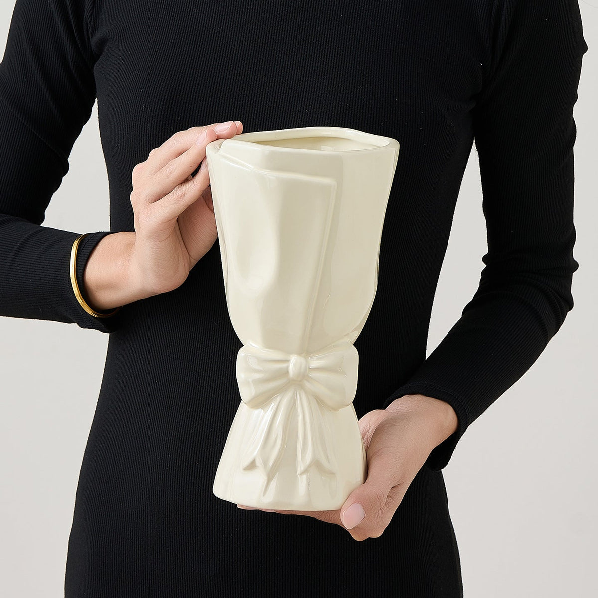 Elegant Ceramic Flower Vase Pink White | Kelmera