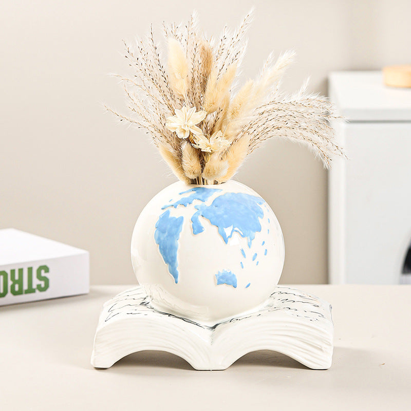 Elegant Ceramic Globe Bank | Kelmera