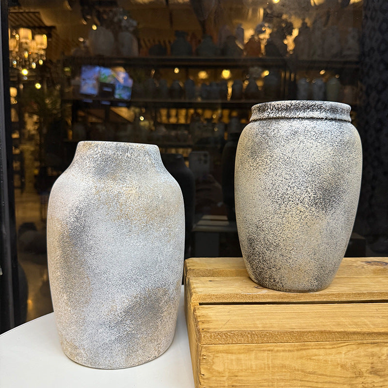 Elegant Ceramic Vase Antique White | Kelmera