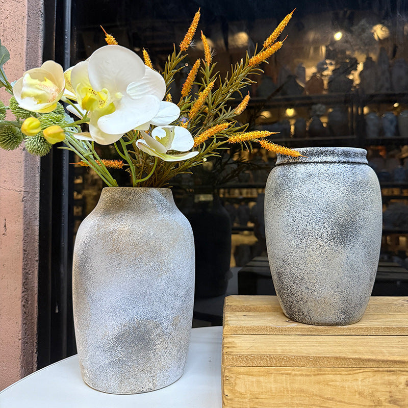 Elegant Ceramic Vase Antique White | Kelmera
