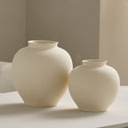 Elegant Ceramic Vase with Organic Shapes | Kelmera