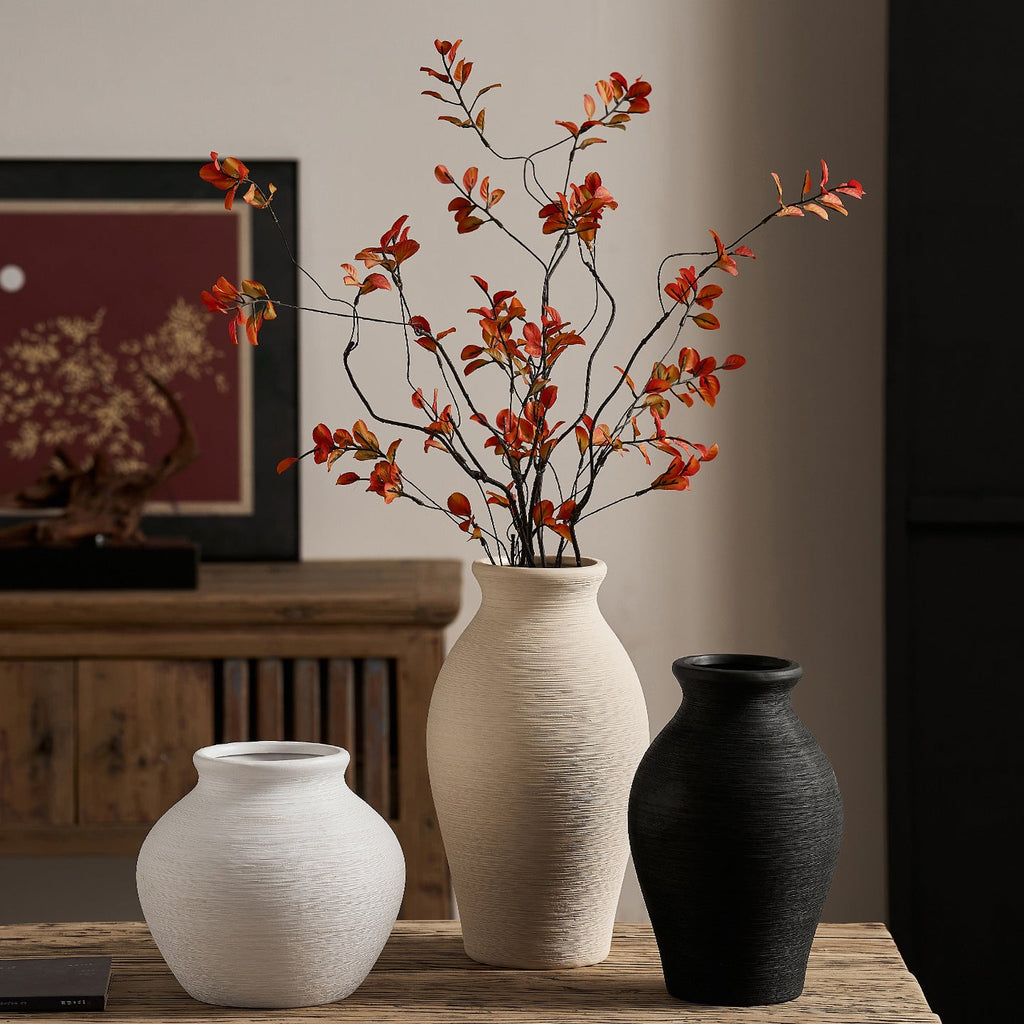 Elegant Ceramic Vase with Textured Design | Kelmera
