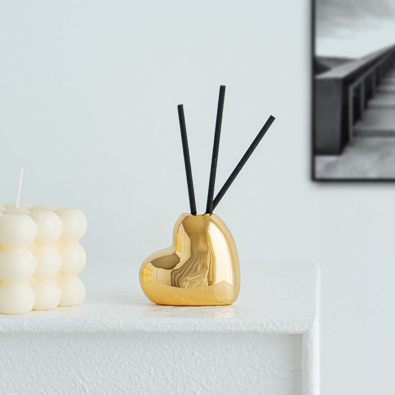Elegant Decorative Heart Figure | Kelmera
