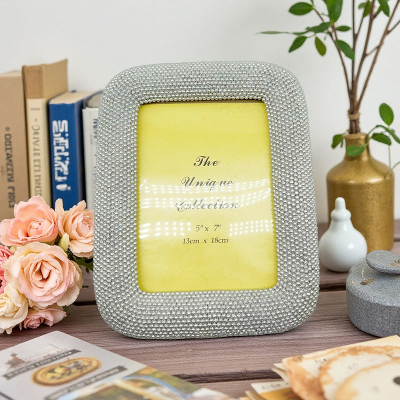 Elegant Decorative Picture Frame with Artistic Design | Kelmera