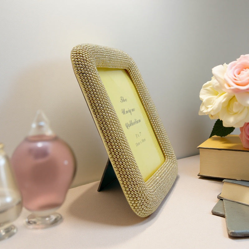 Elegant Decorative Picture Frame with Artistic Design | Kelmera