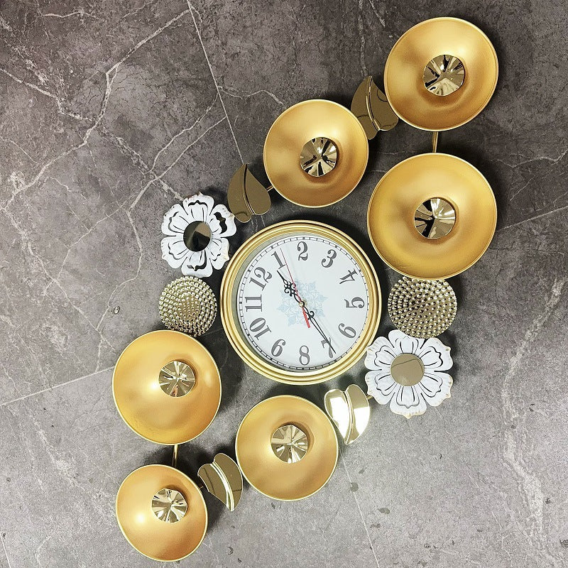 Elegant Decorative Wall Clock with Floral Accents | Kelmera