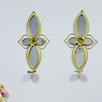 Elegant Floral Wall Mirror with Decorative Metal Design | Kelmera