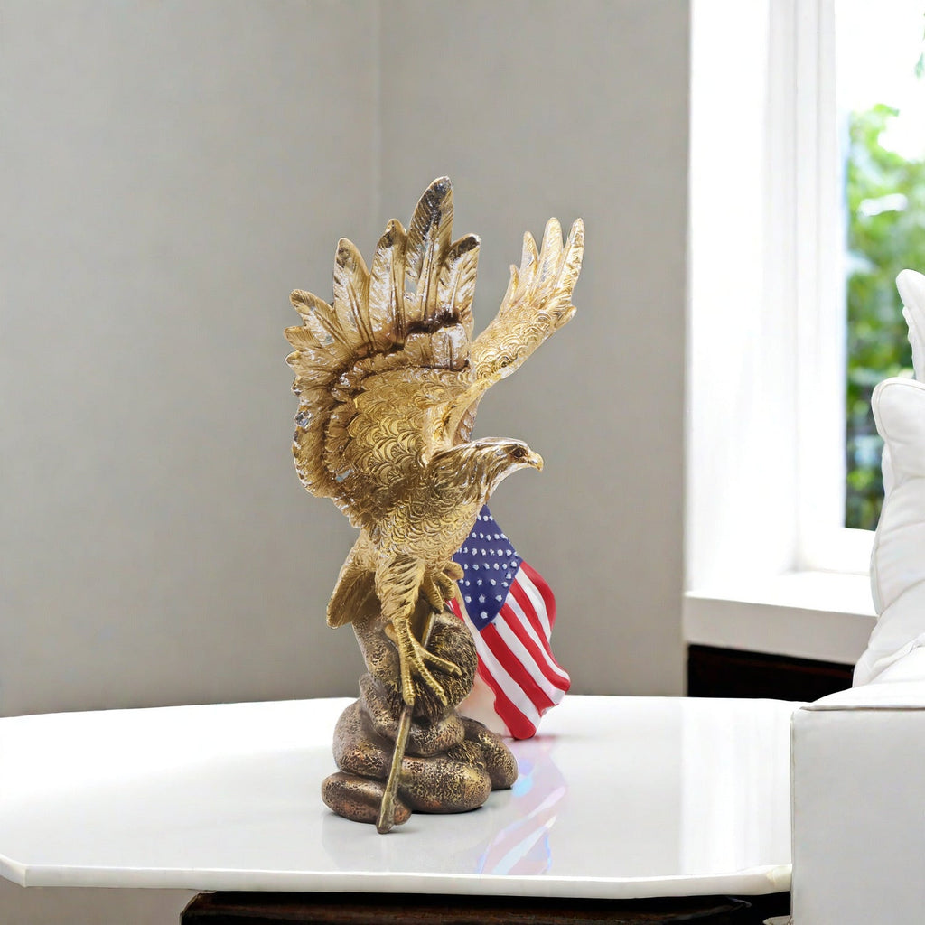 Elegant Garden Figure with Eagle on Tree Trunk | Kelmera