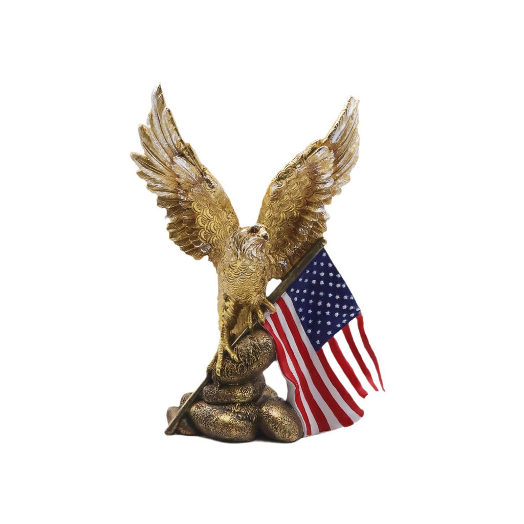 Elegant Garden Figure with Eagle on Tree Trunk | Kelmera