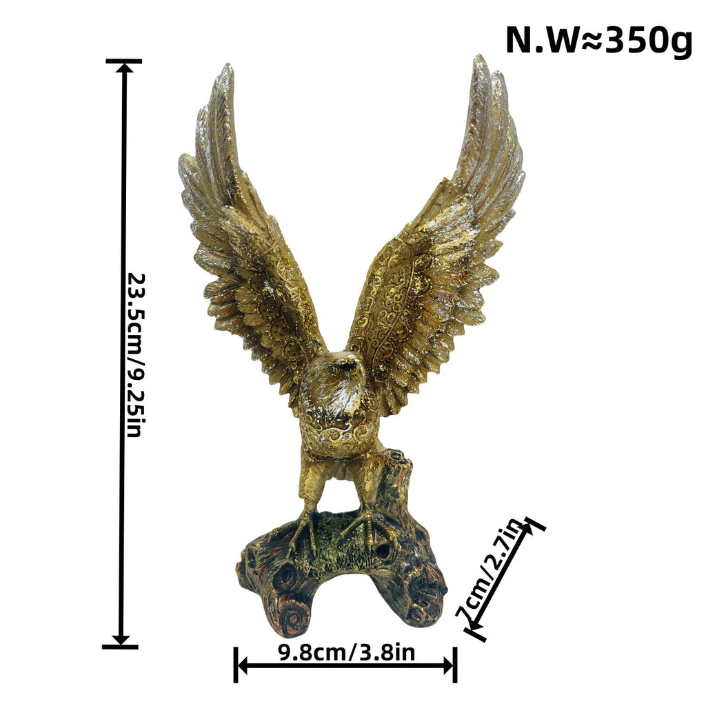 Elegant Garden Figure with Eagle on Tree Trunk | Kelmera