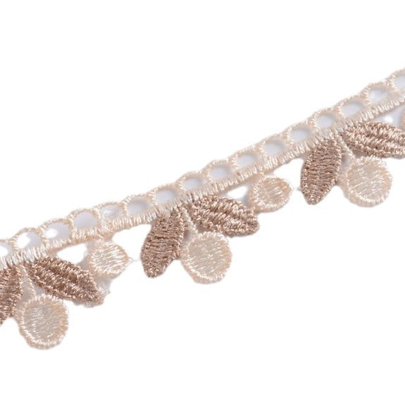 Elegant Lace Ribbon | Kelmera
