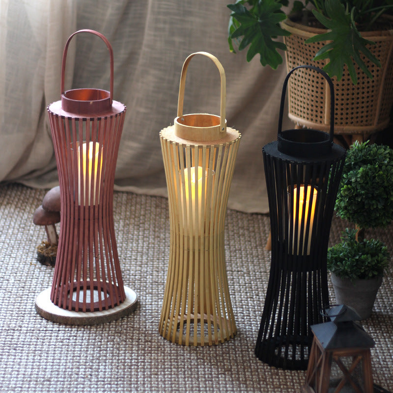 Elegant Lantern made of Woven Wood | Kelmera