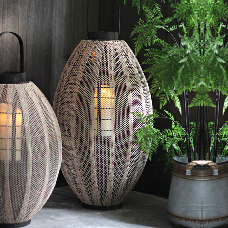 Elegant Lantern with Metal Grid | Kelmera